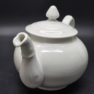 White Ceramic Teapot With Lid & Curved Handle Pillivuyt France DH1352